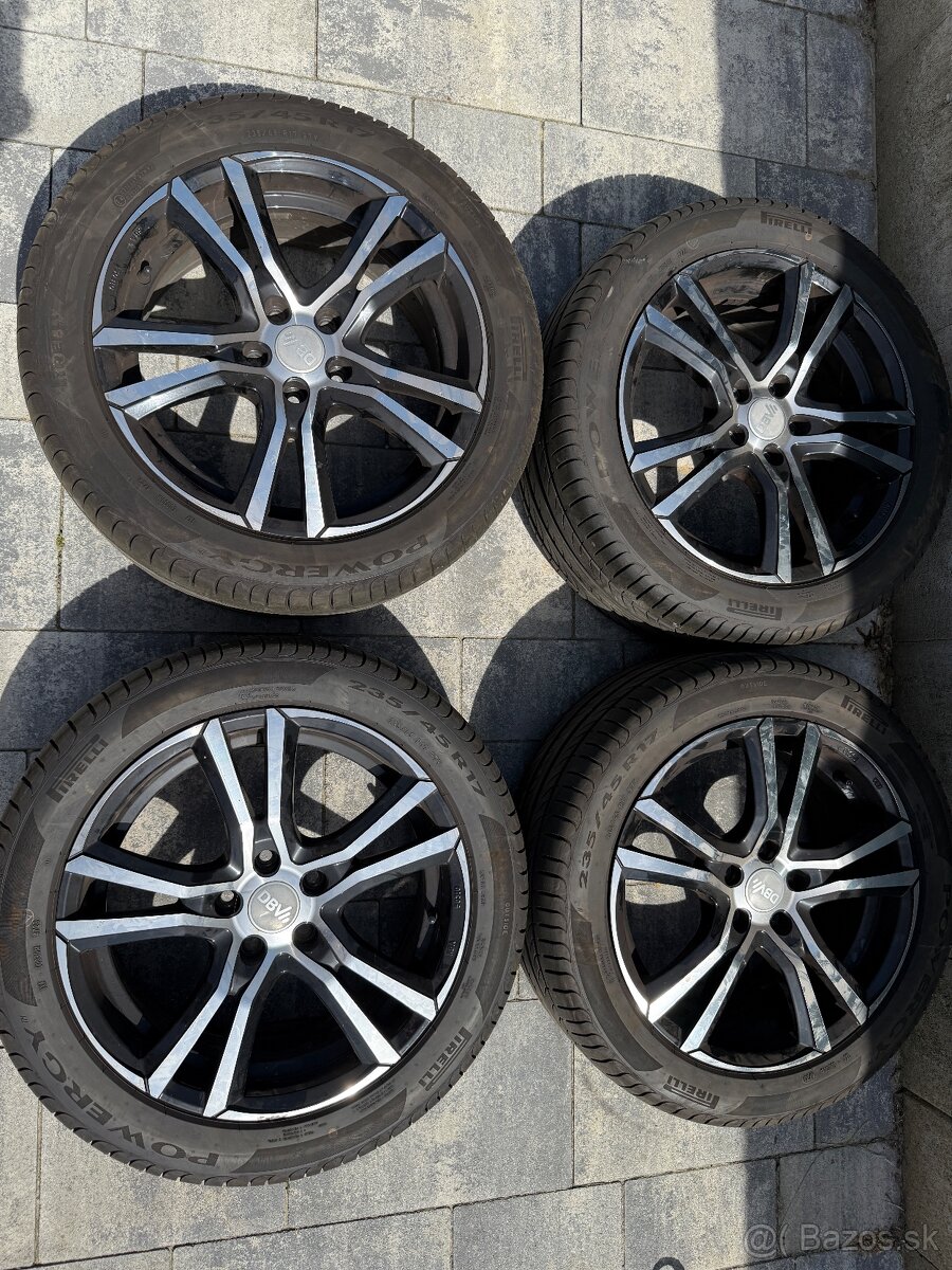 Predám Pirelli powergy 235/45 r17 s Alu 5x108