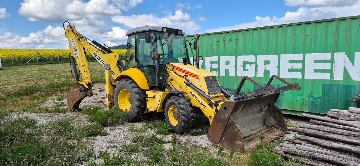 NEW HOLLAND LB110B traktorbager