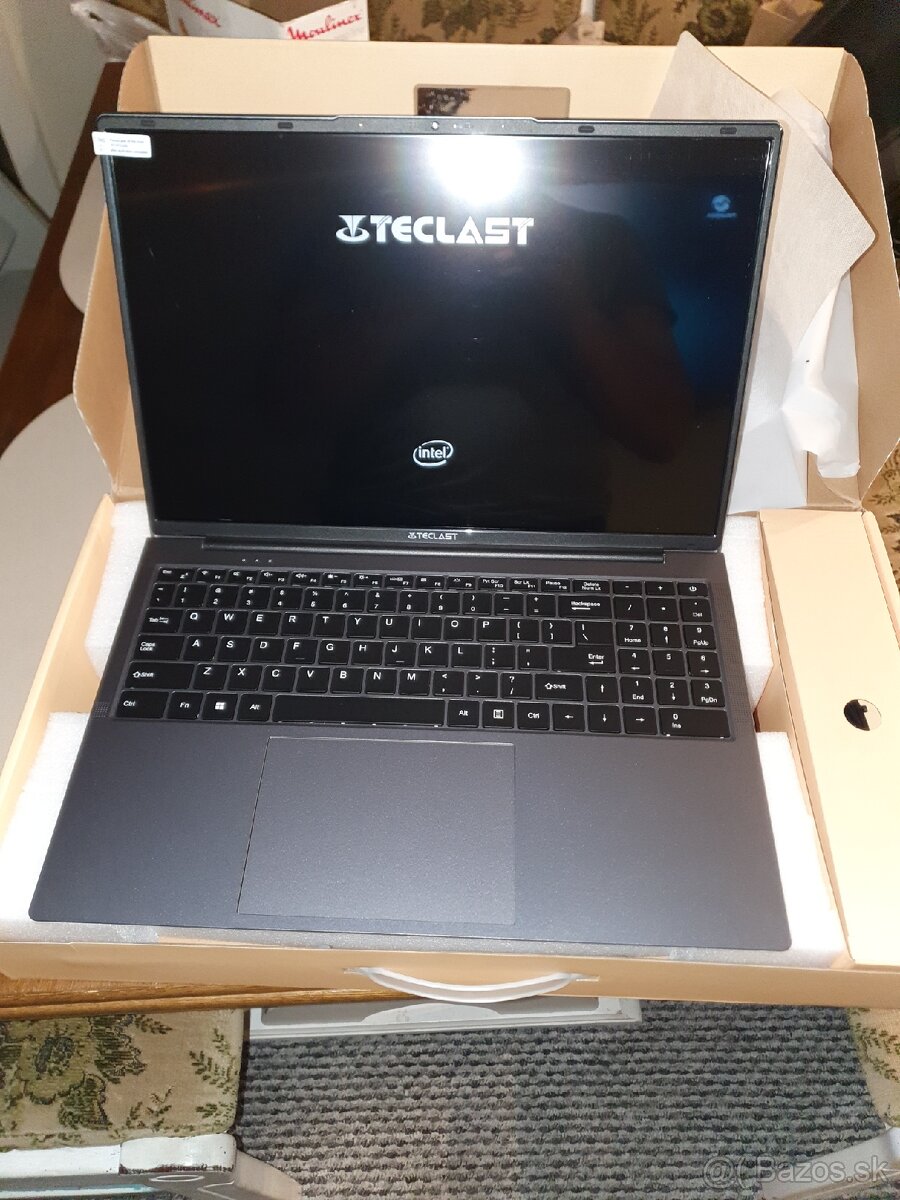 Notebook Teclast F16 Air 16" - Nový"