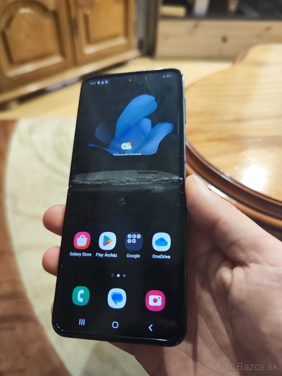 Samsung Galaxy Z Flip 4