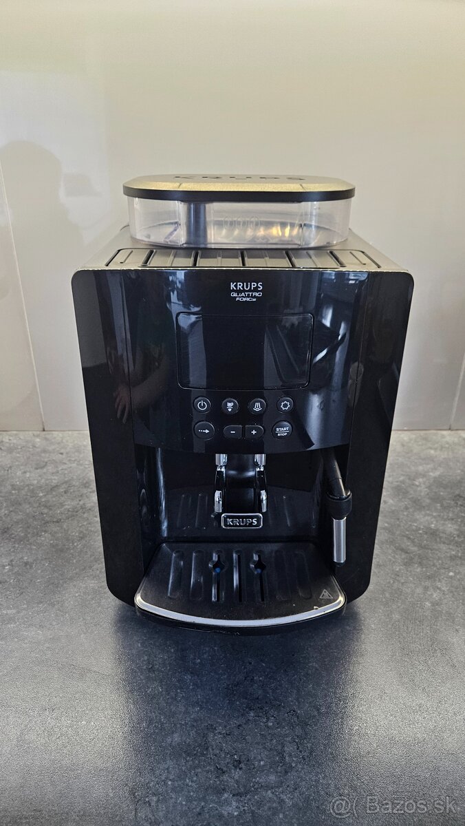 Automatický kávovar Krups EA817010