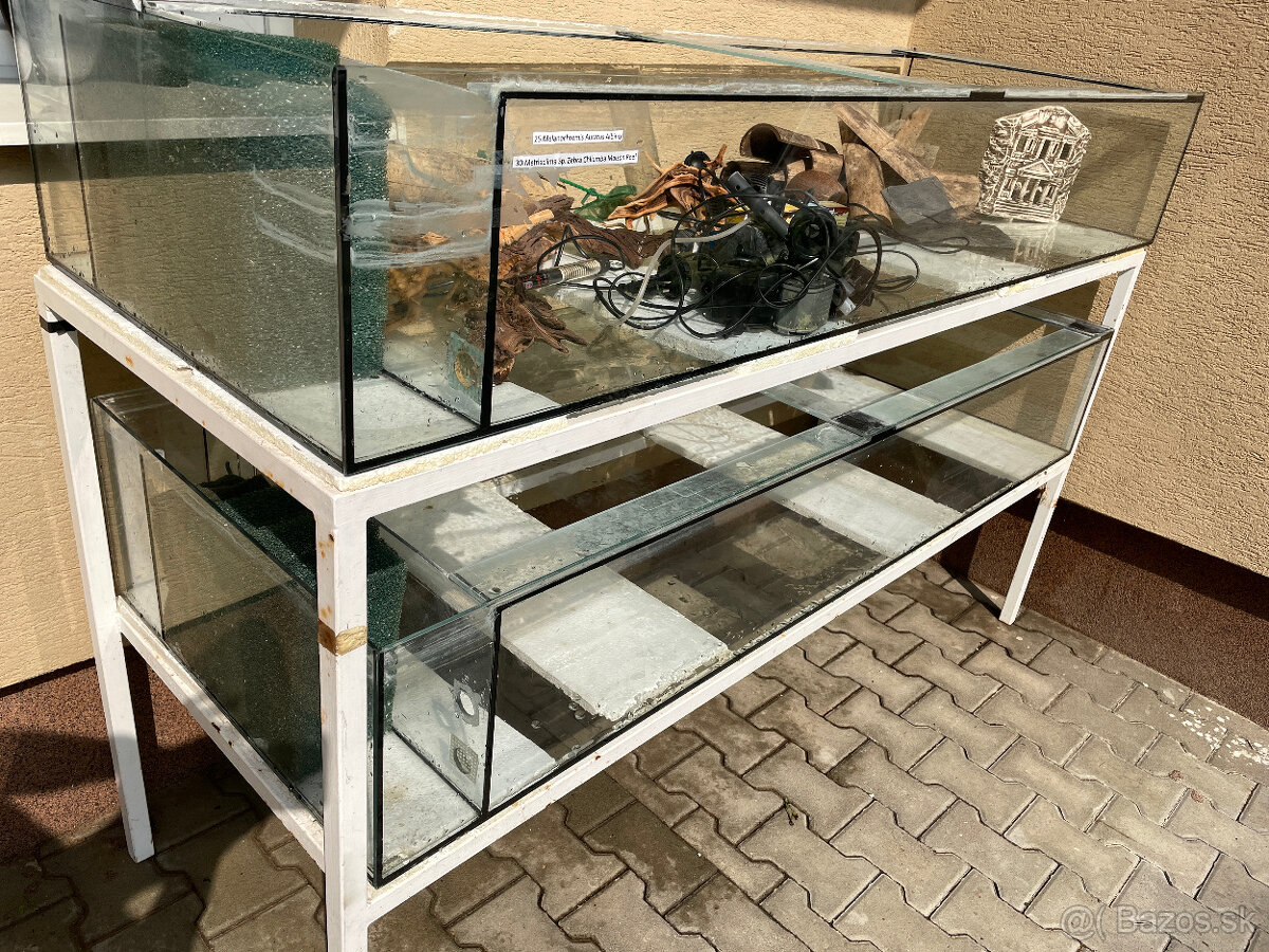 Predám 2x350L + stojan