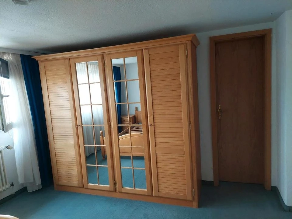 Klasická masivní ložnice(3473)