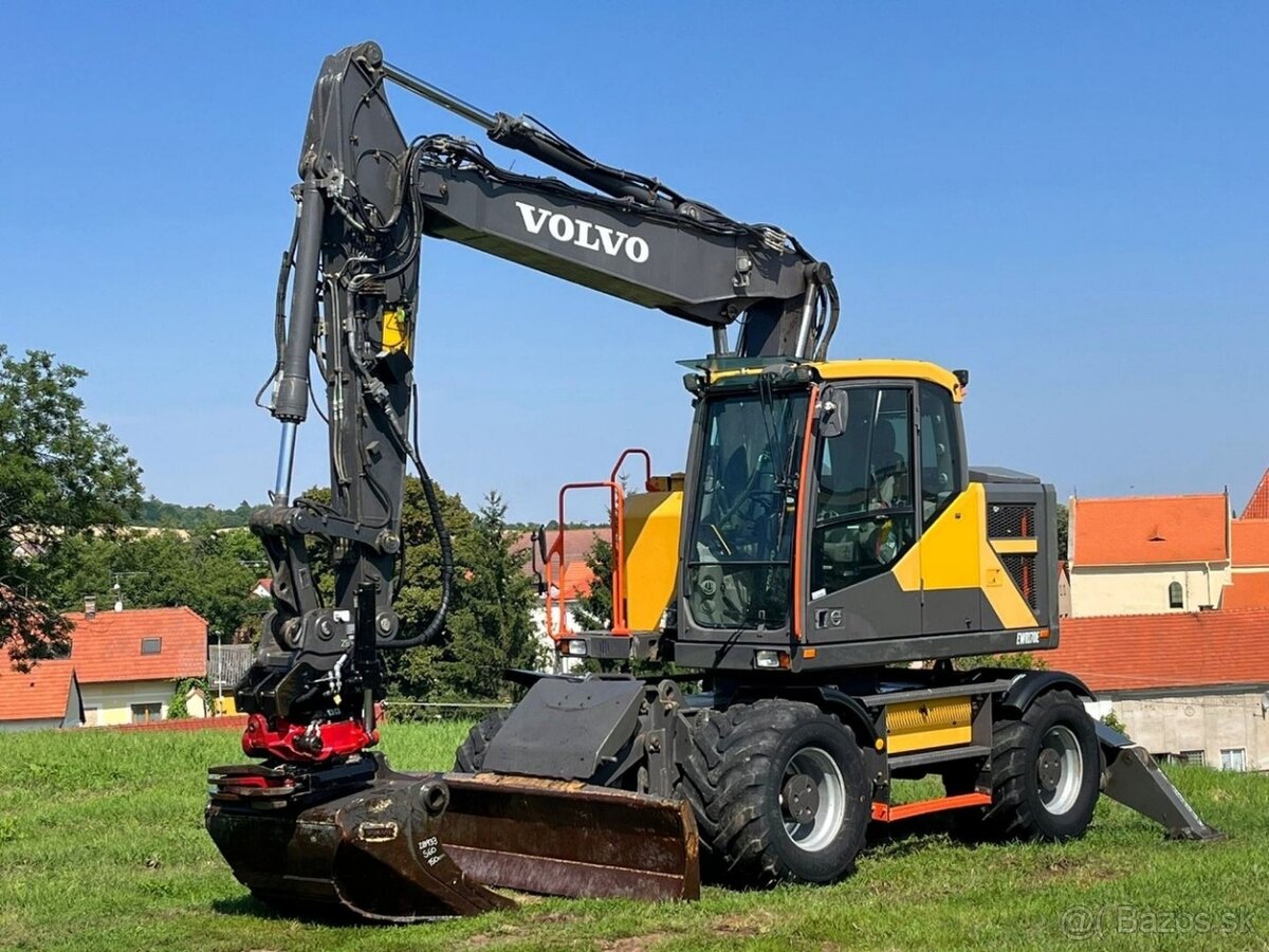 Kolesové rypadlo Volvo EWR170E