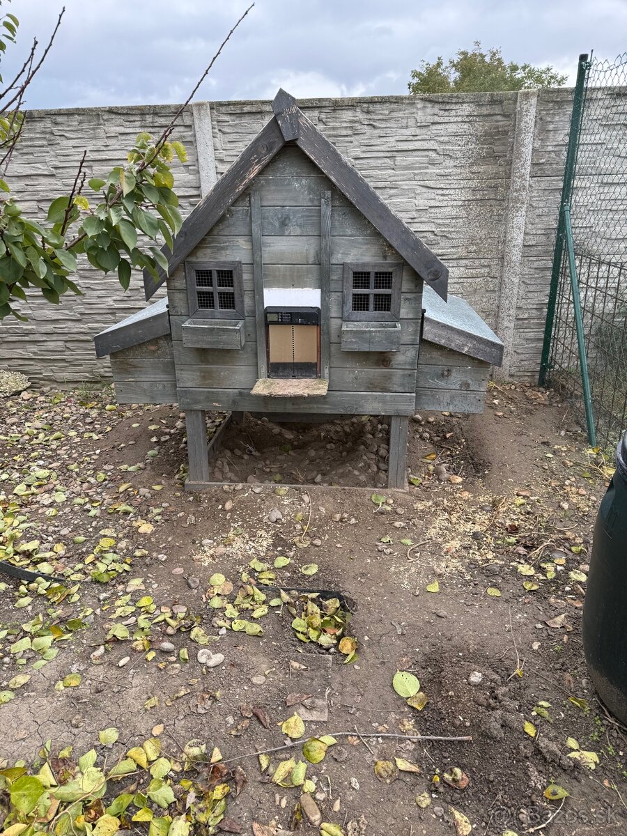 Kurín Cancum s el. dverami