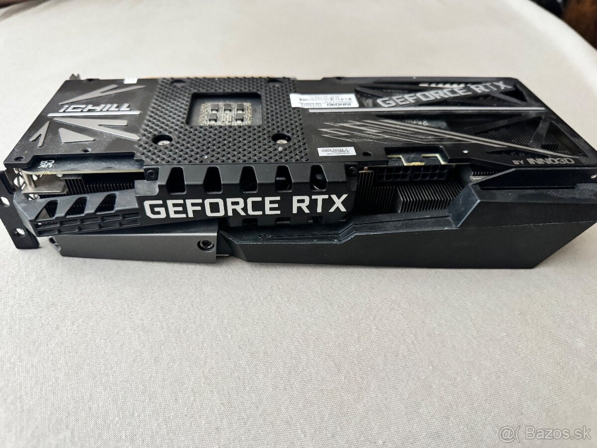 Inno3D GeForce RTX 3070 Ti iCHILL X3