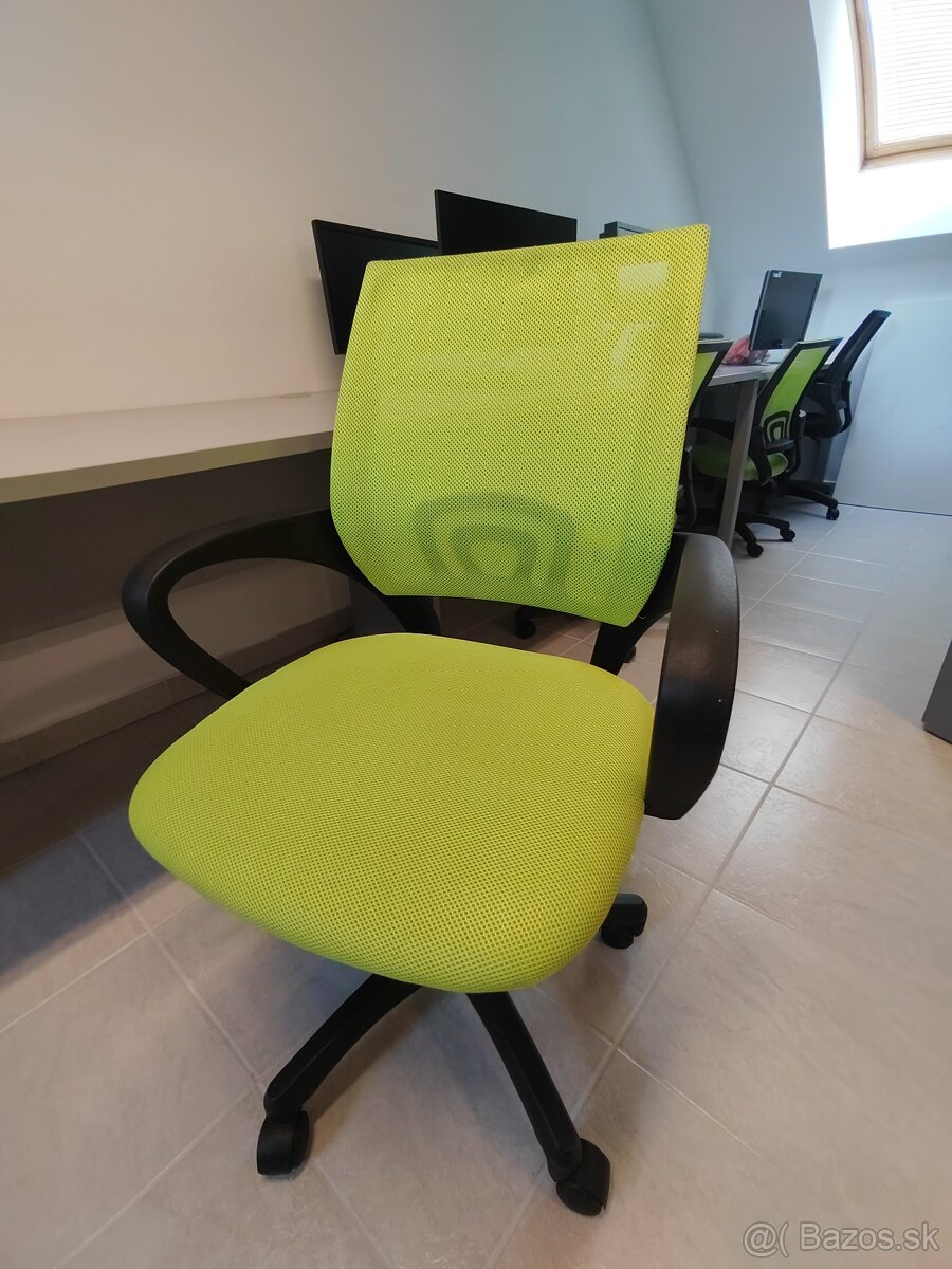 Kancelárska stolička – zelená