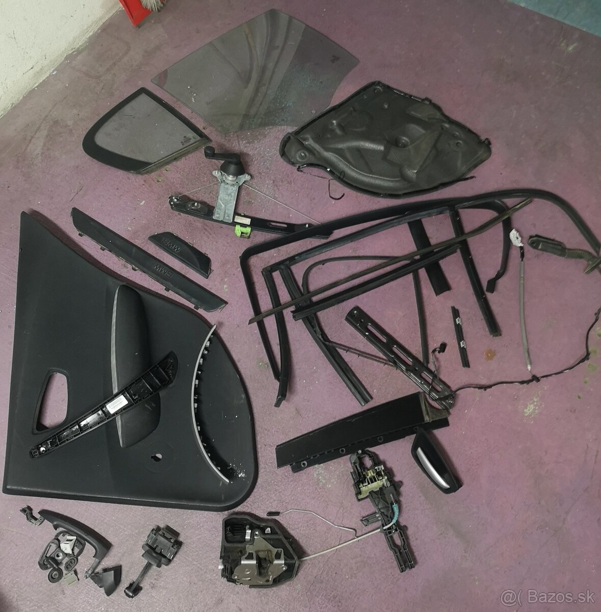 BMW E87 - Diely pravých zadných dverí