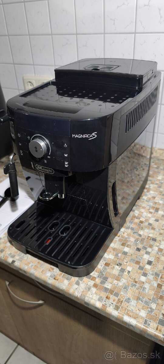 DeLonghi Magnifica S
