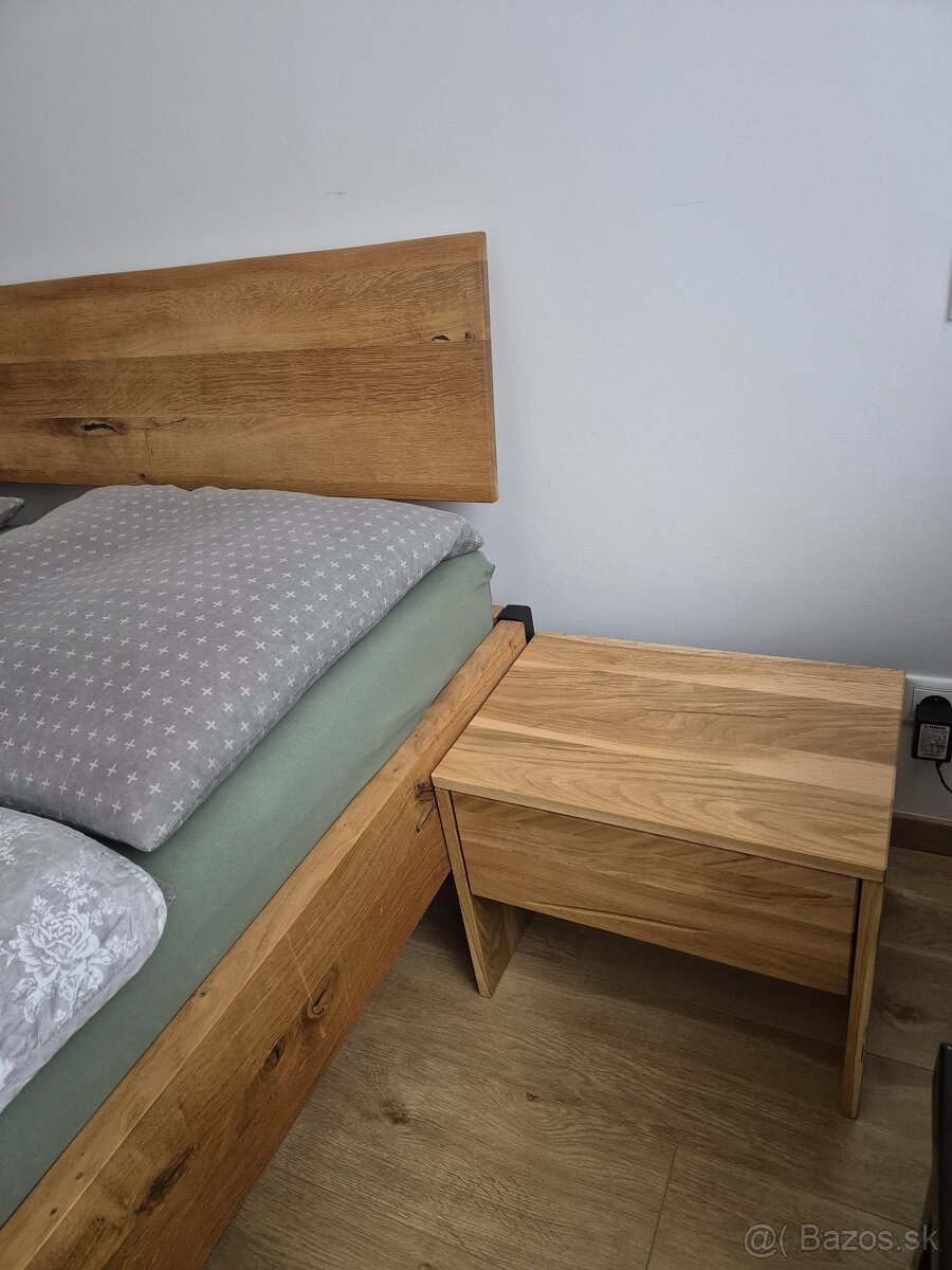 Nocné dubove stoliky 2x