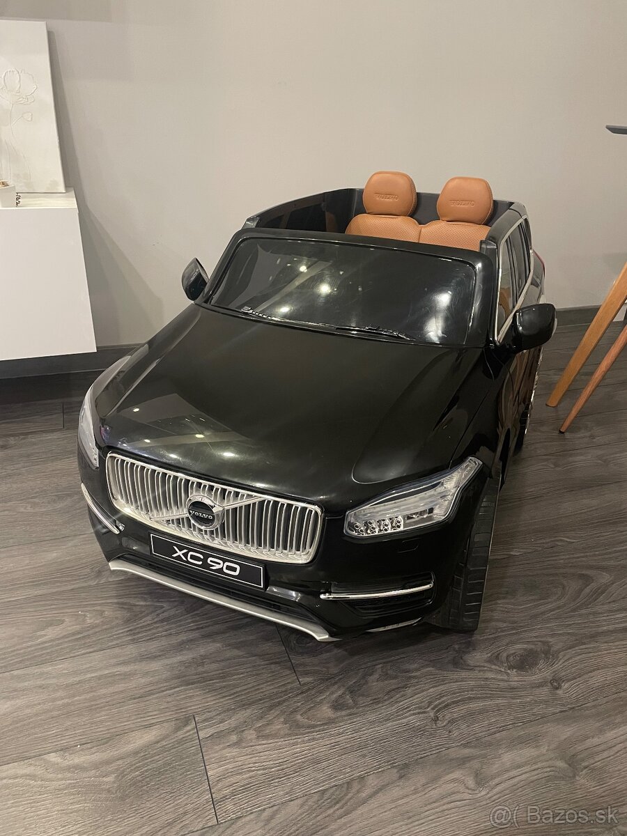 Detské elektrické autíčko VOLVO XC90