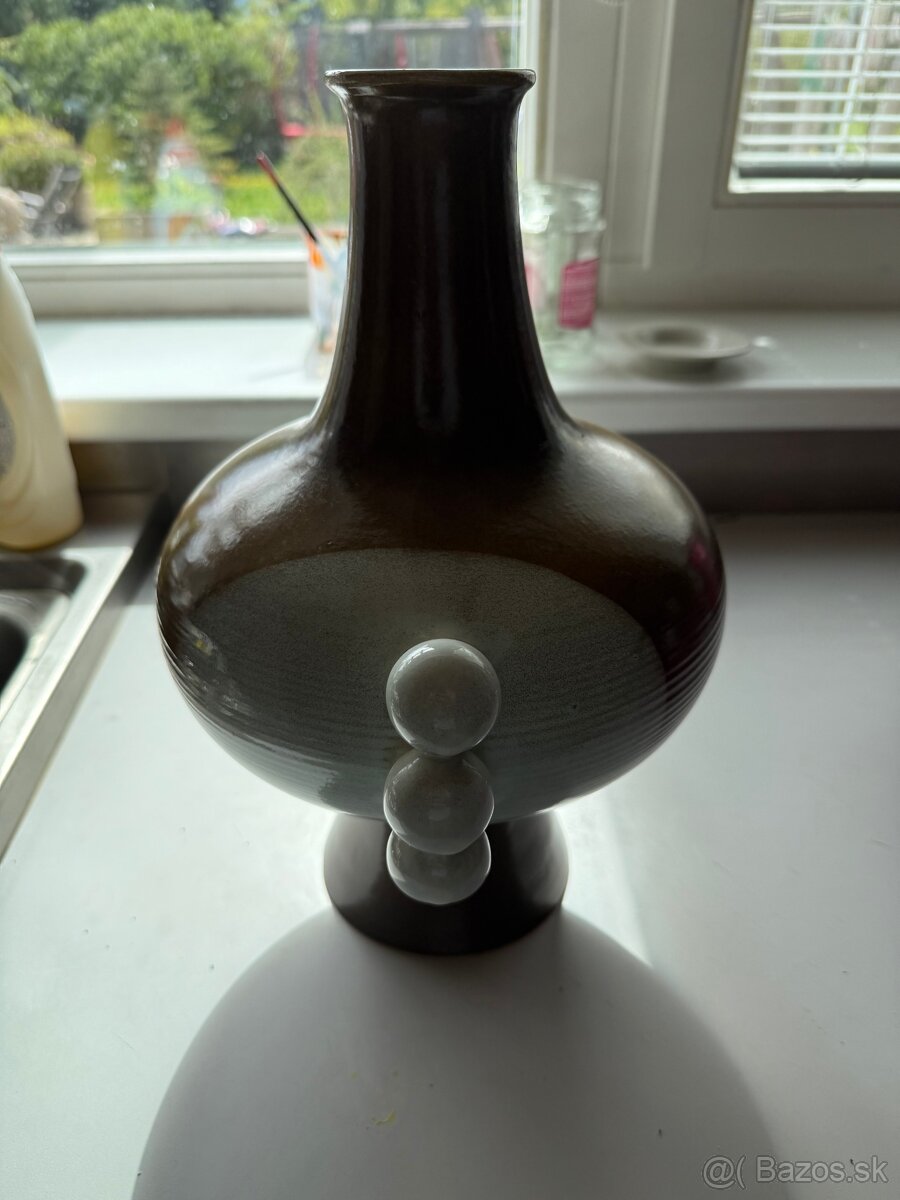 Keramická váza KRAVSKO