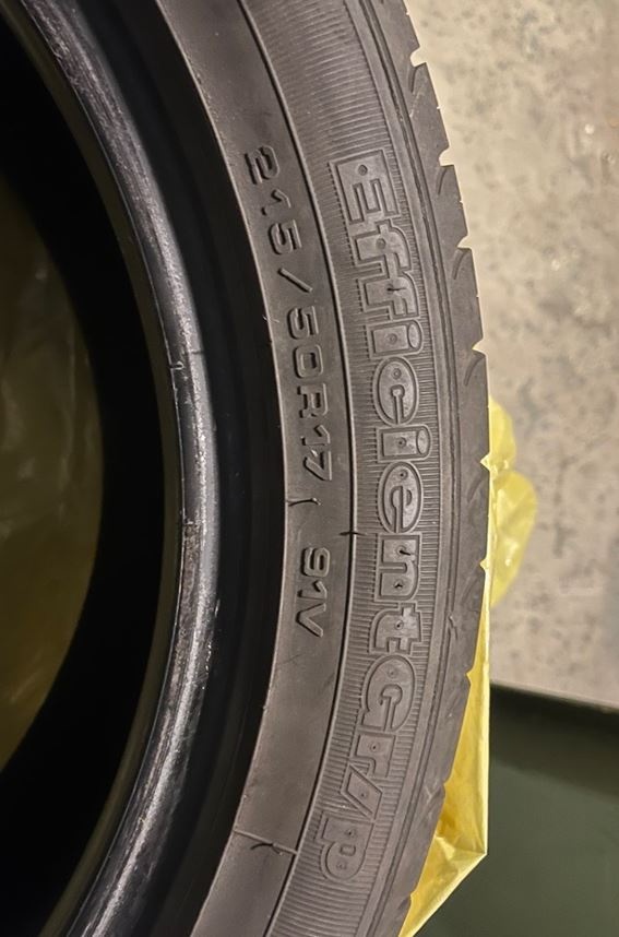 215 / 50 R17 - letné