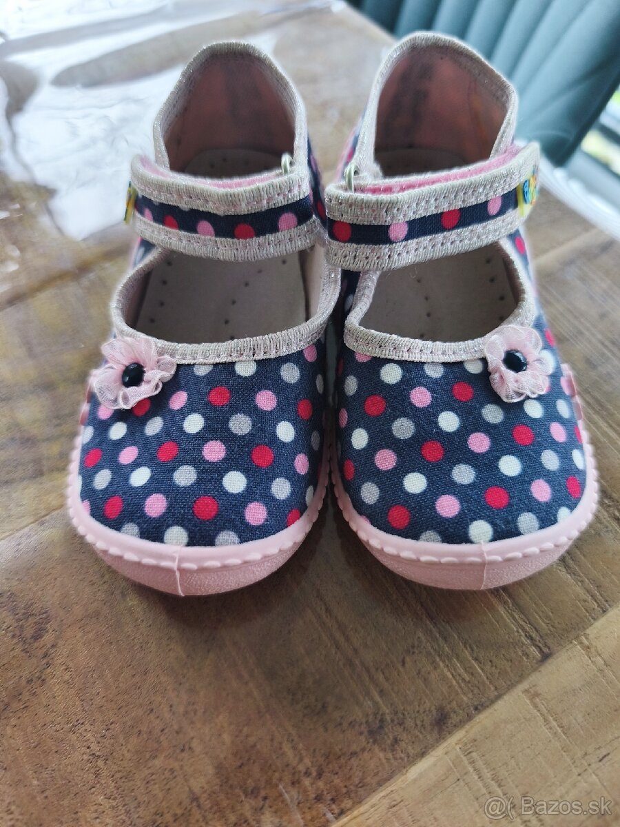 Dievčenské topánky/papučky