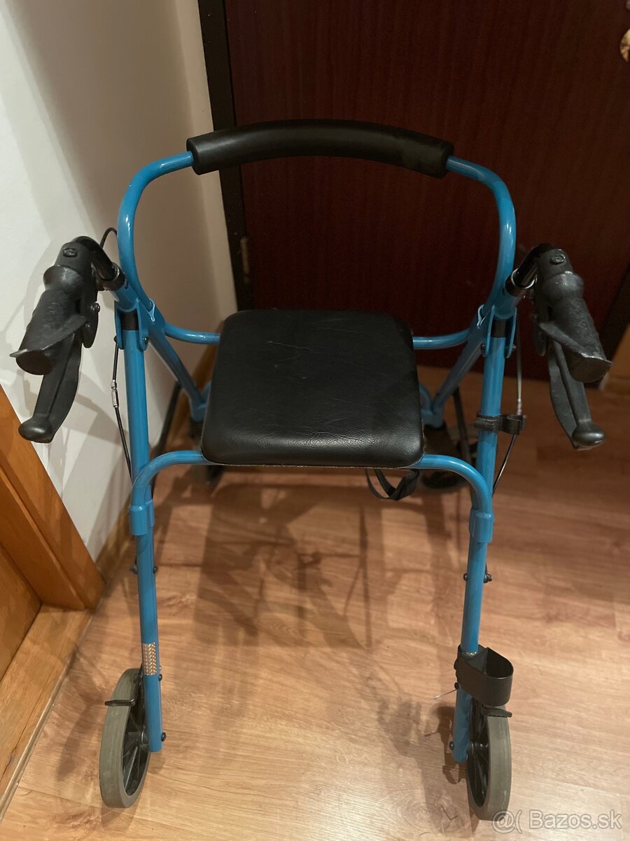 Rolátor pre seniorov a dôchodcov