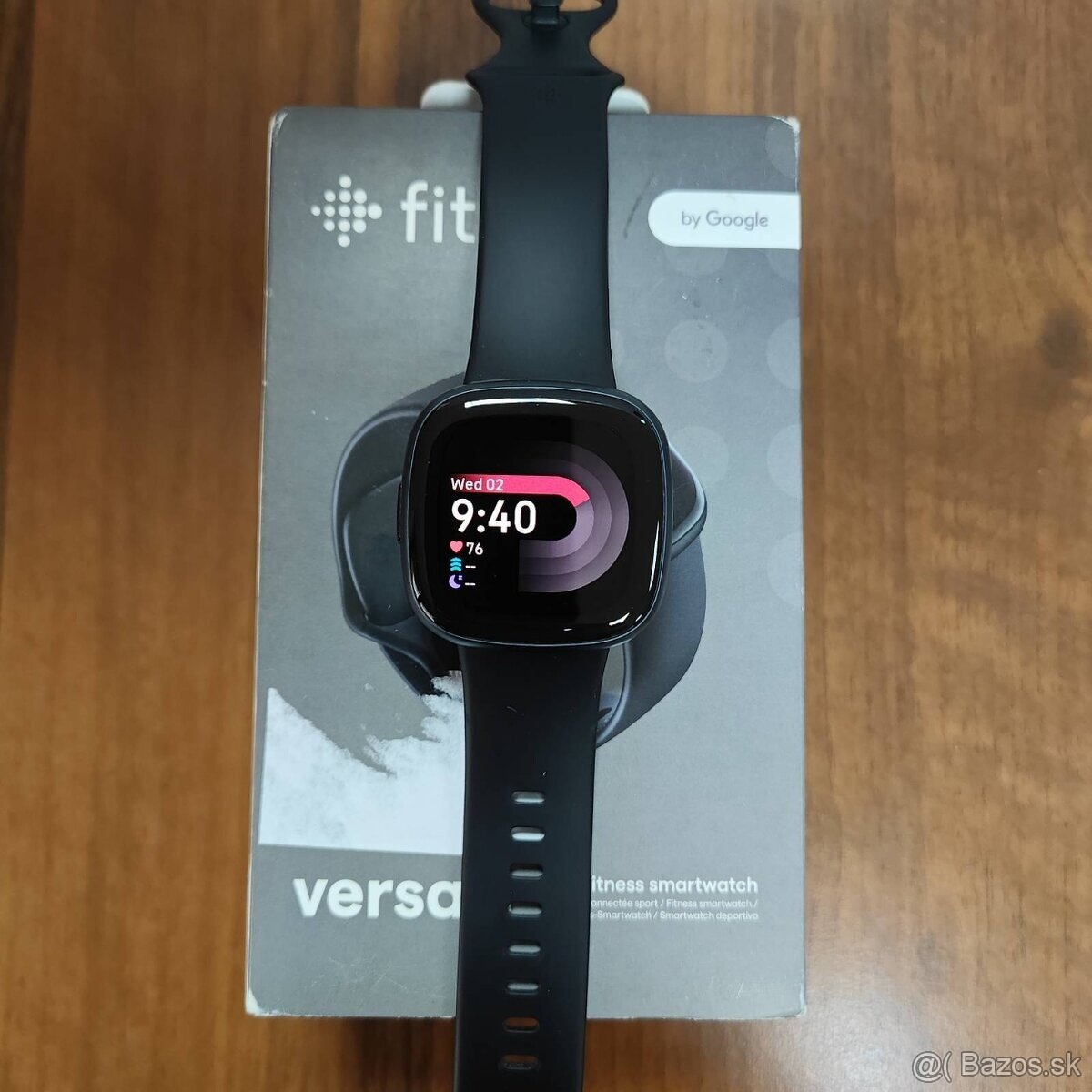 Predám Fitbit Versa 4