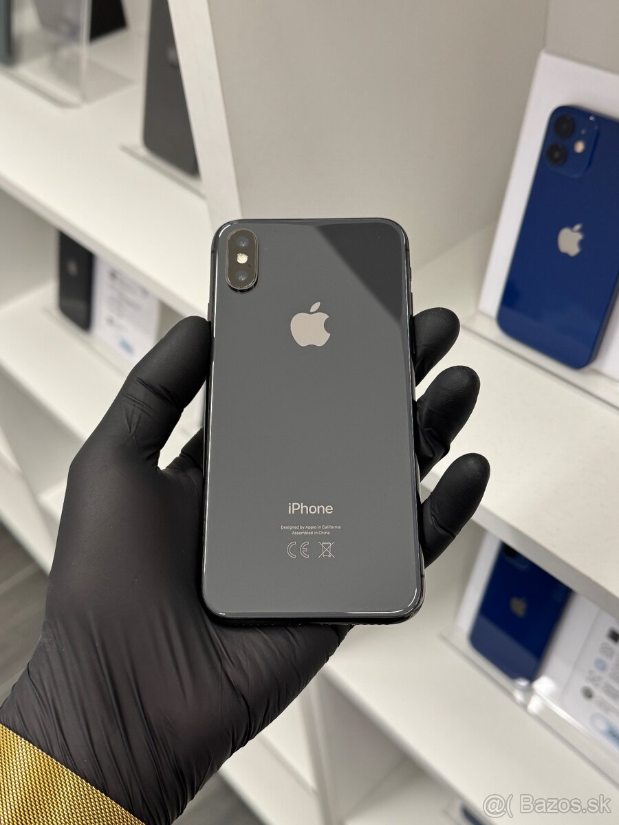 ZÁRUKA 1 ROK / Apple iPhone X 64GB Space Gray, 100%