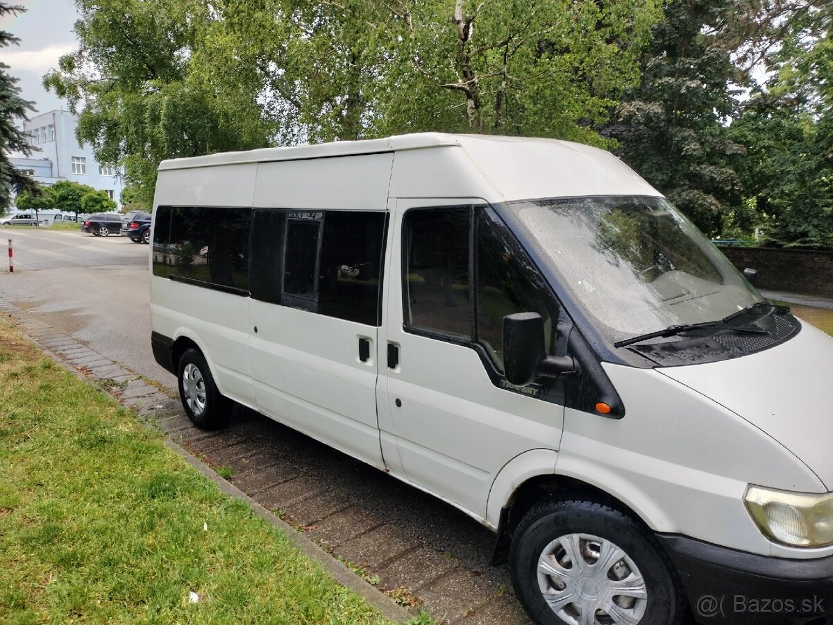 Ford Transit 2.4 TD 88KW M5 BUS 9MIEST MAXI
