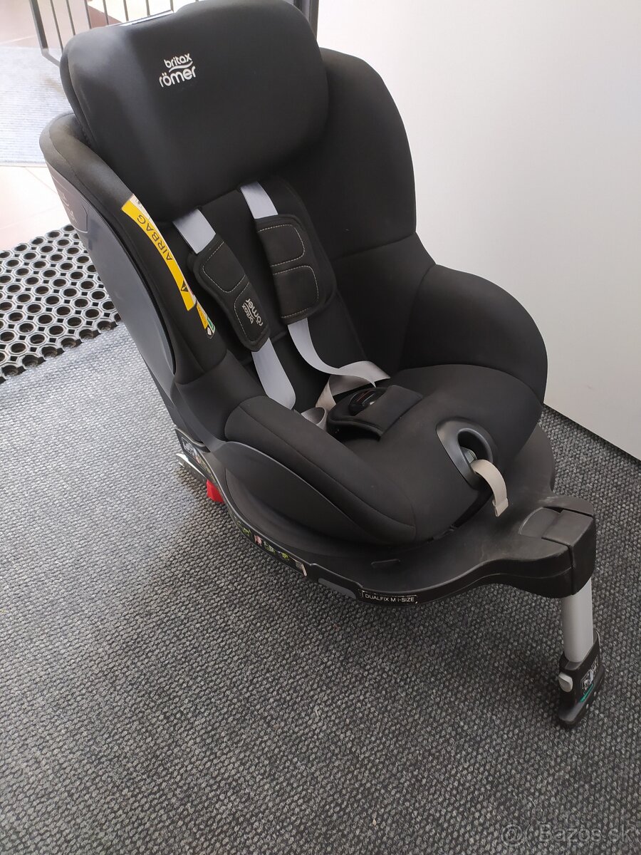 Otočná detská sedačka Britax Römer dualfix M i-Size