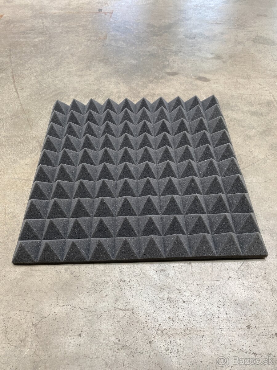 Akustický panel pyramída 50x50x5cm