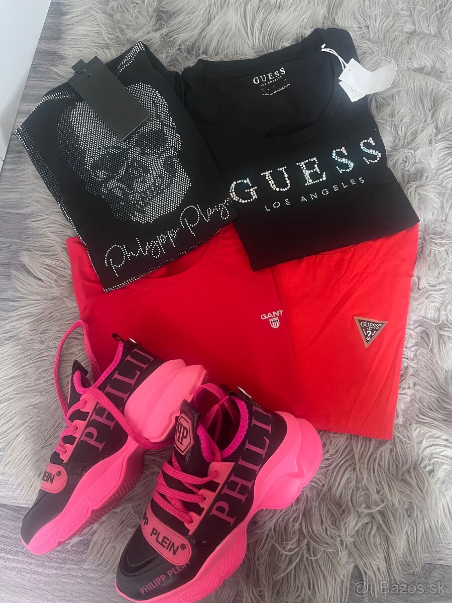 Trička Guess