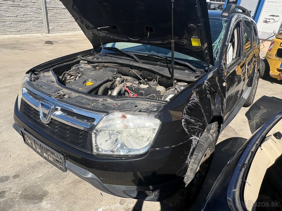Rozpredam Daciu Duster 1,5dci. 79kw 2012
