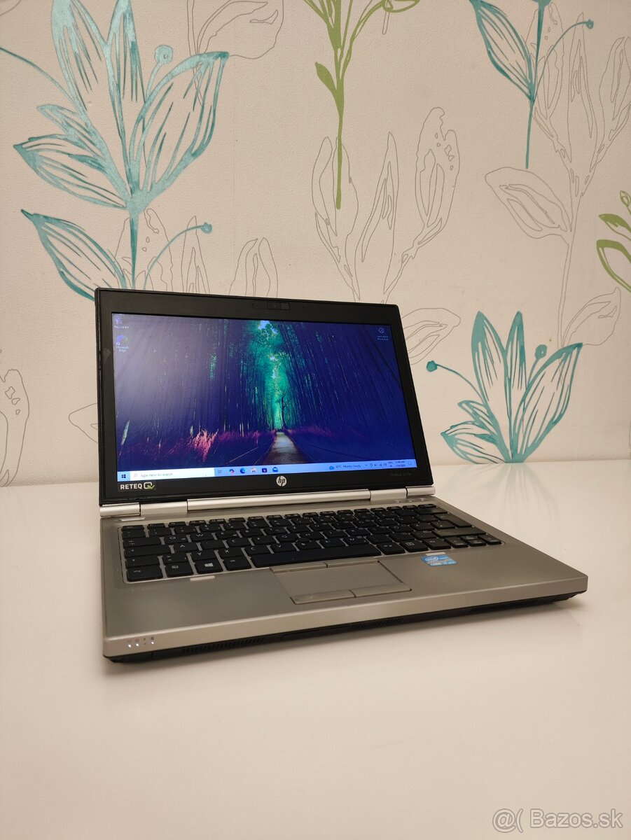 HP EliteBook 2570p; i7-3520M;128GB SSD;8GB RAM;