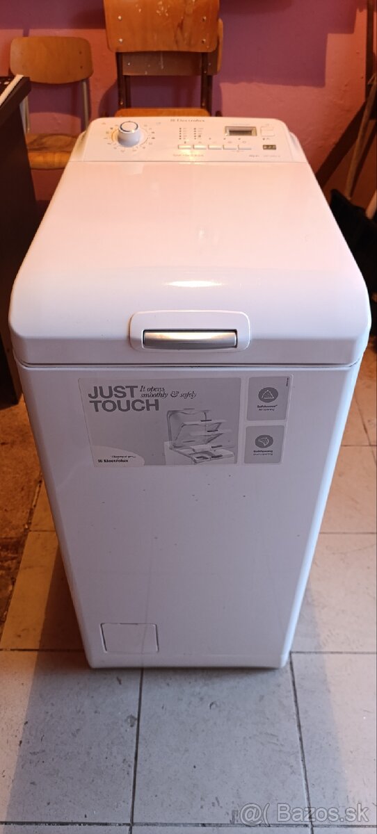 Automatická práčka Electrolux zhora plnená