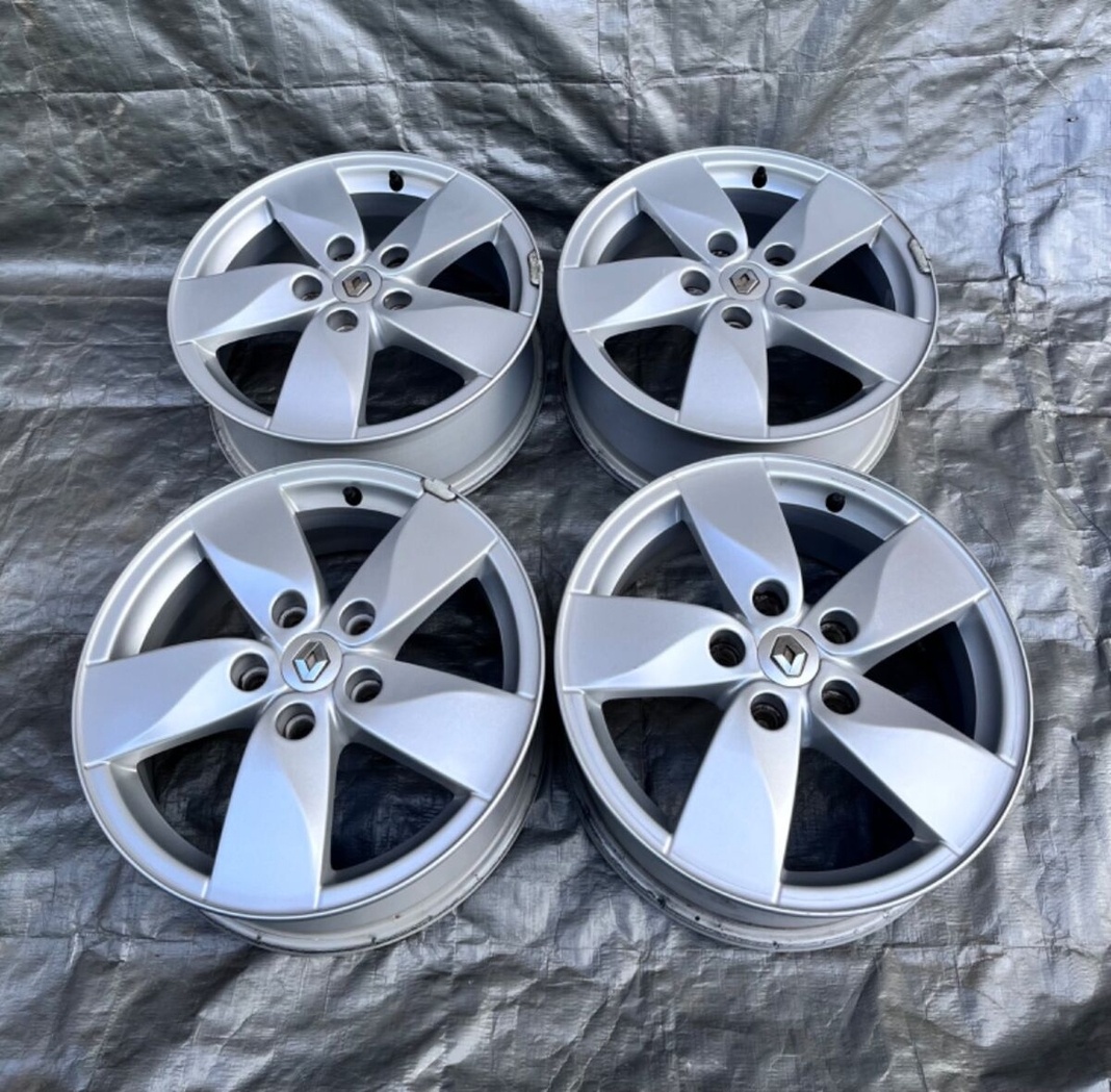 5x114,3 R16 originál disky Renault Megane - ET 47