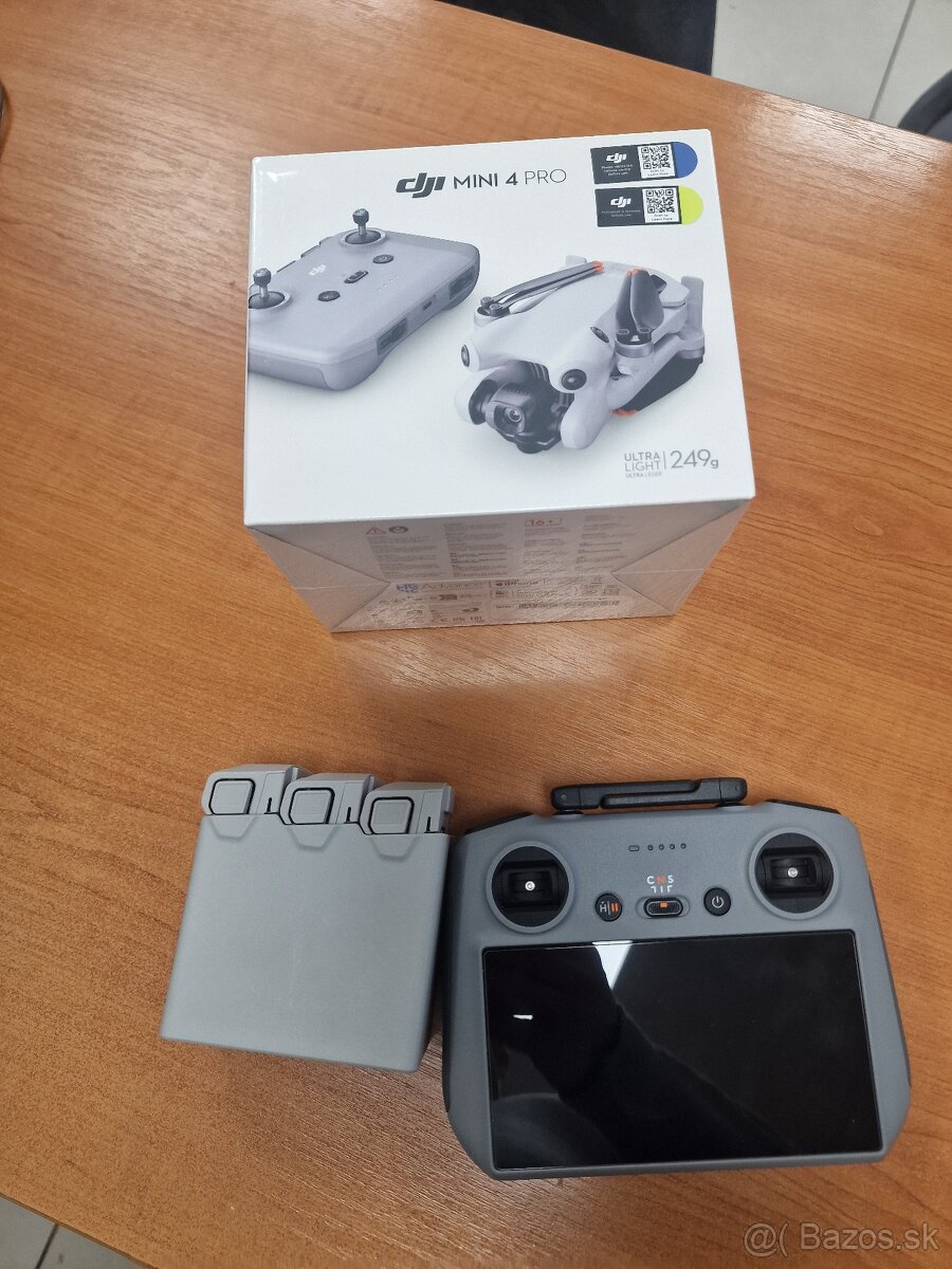 DJI 4 mini pro combo