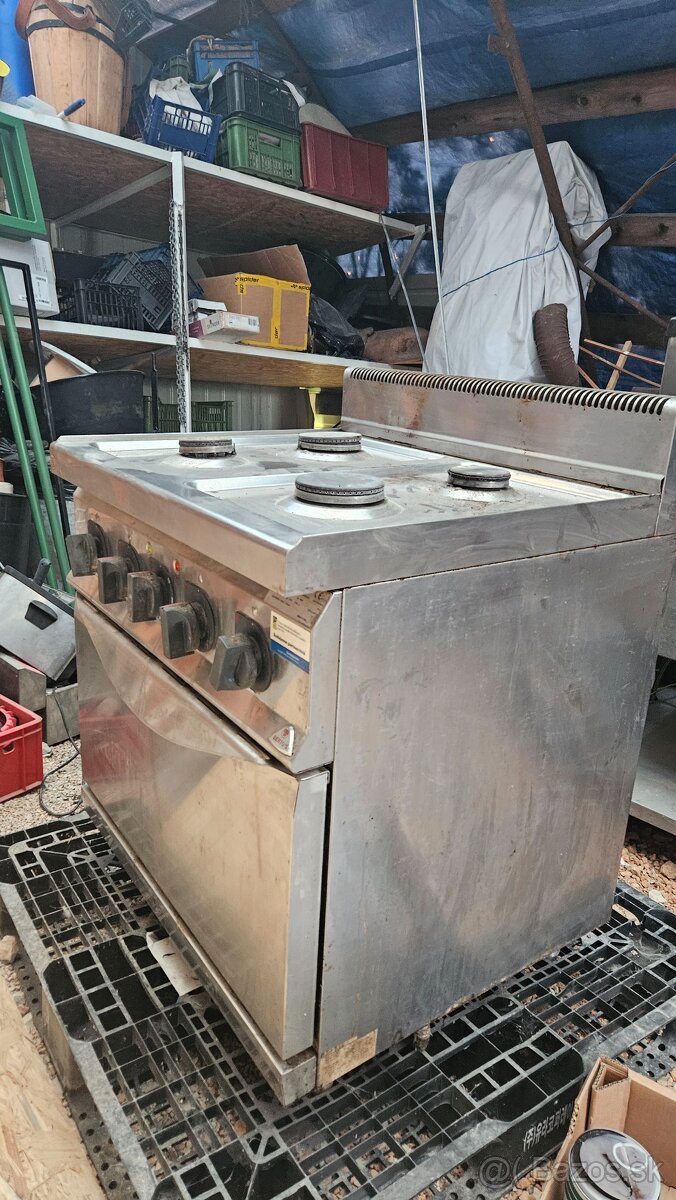 Gastro sporák 4 horáky plus rúra