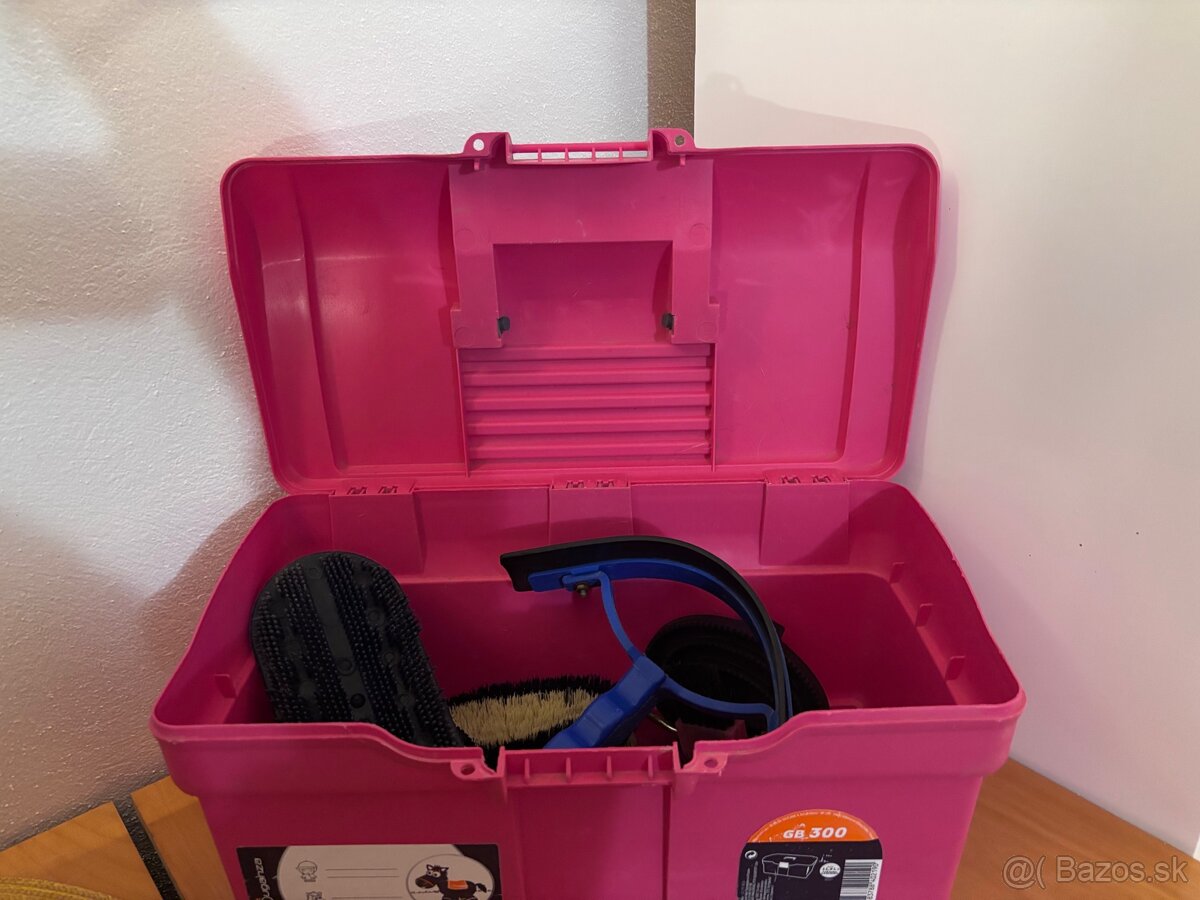 čistiace potreby na koňa