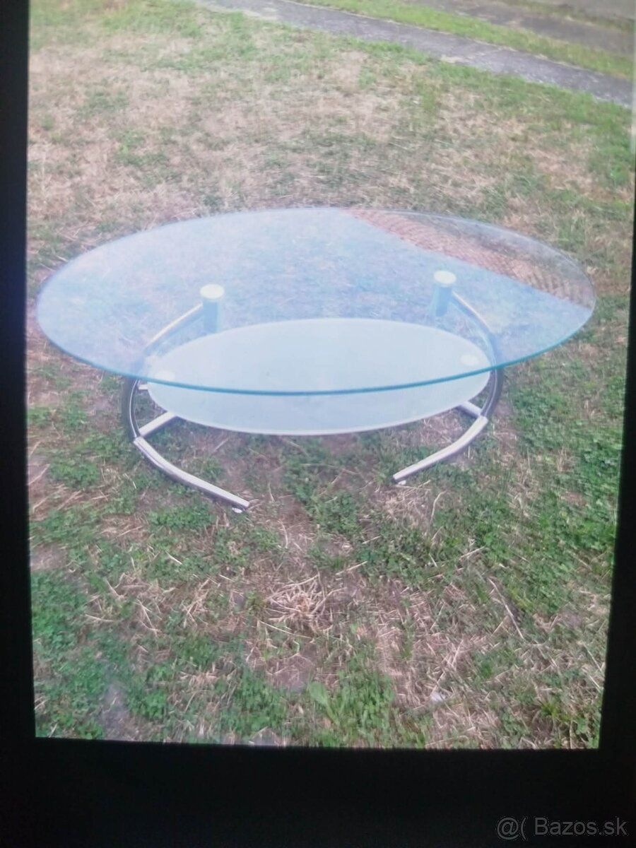 Konferenčný stolik