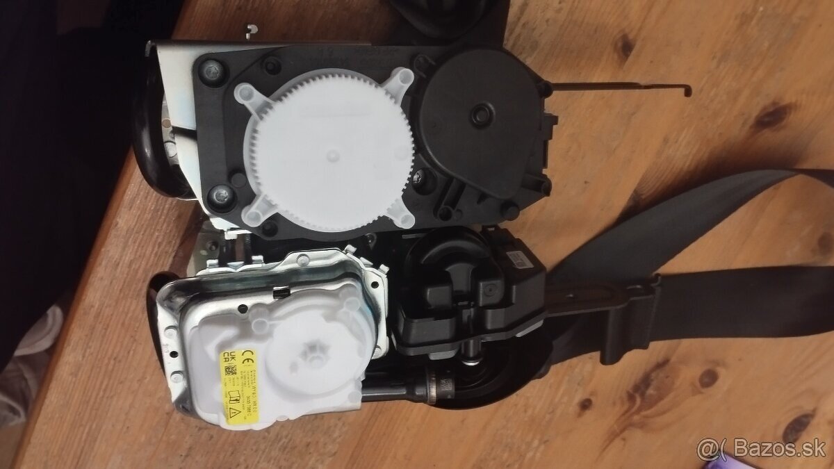 Přední pásy Škoda Octavia 4 ,nové originální