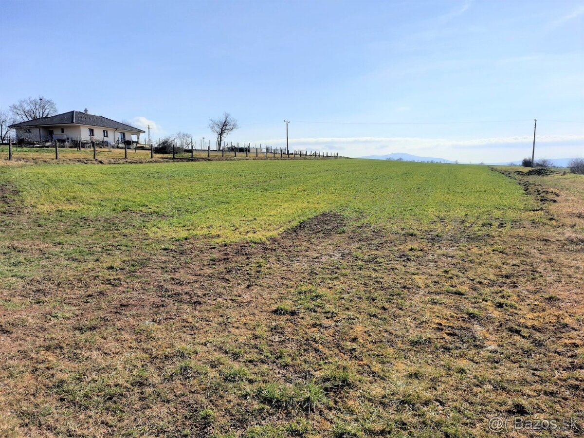 Stavebný pozemok Kuzmice - TO