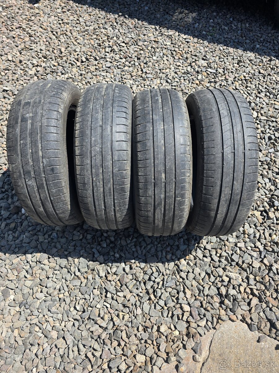 Predam letne pneu Good year 195/65 R15