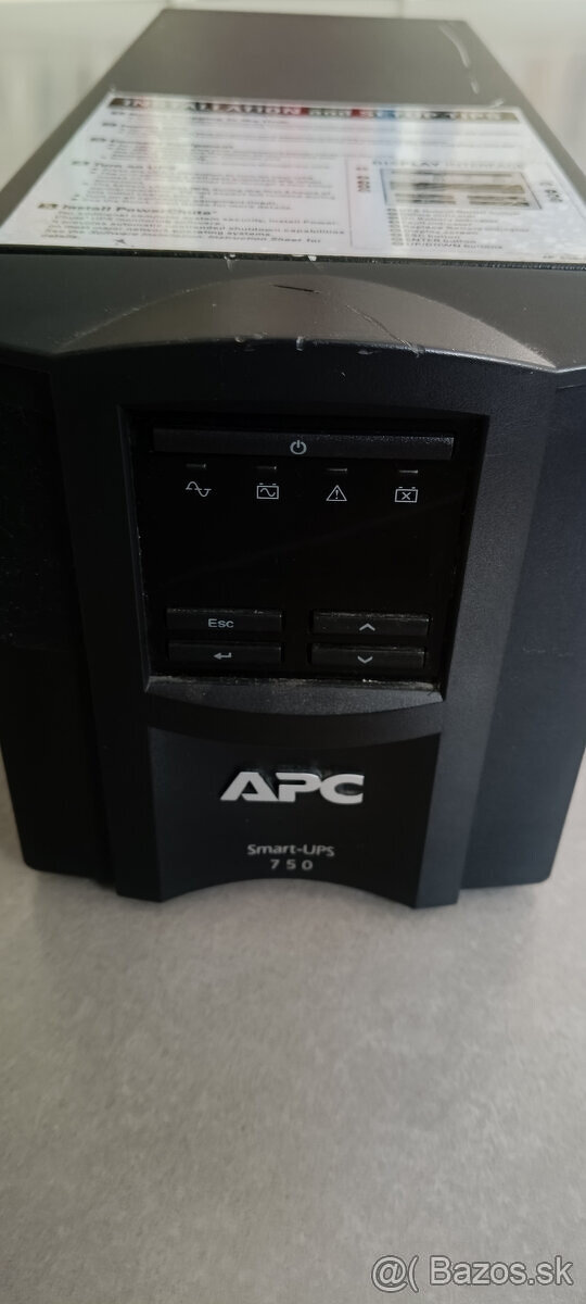 APC Smart UPS 750VA LCD 230V (500W)