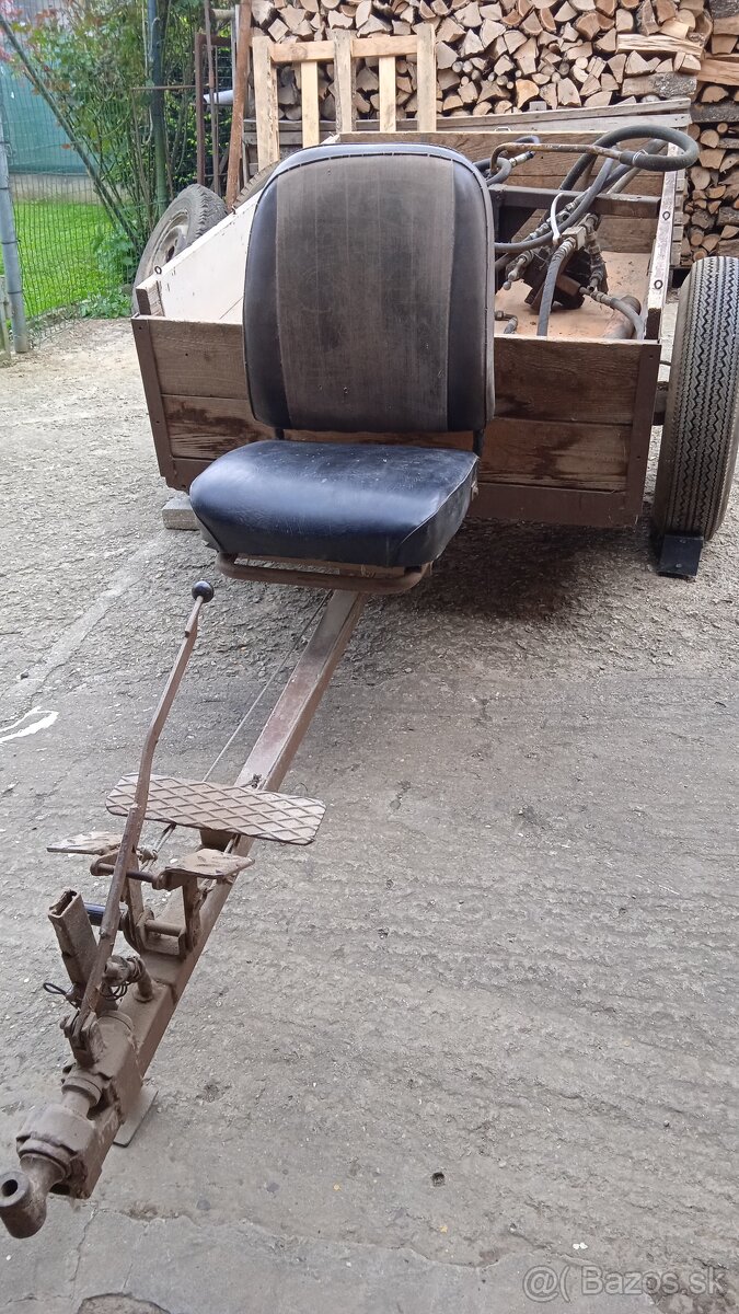 Prívesný vozík za VARI domácej výroby