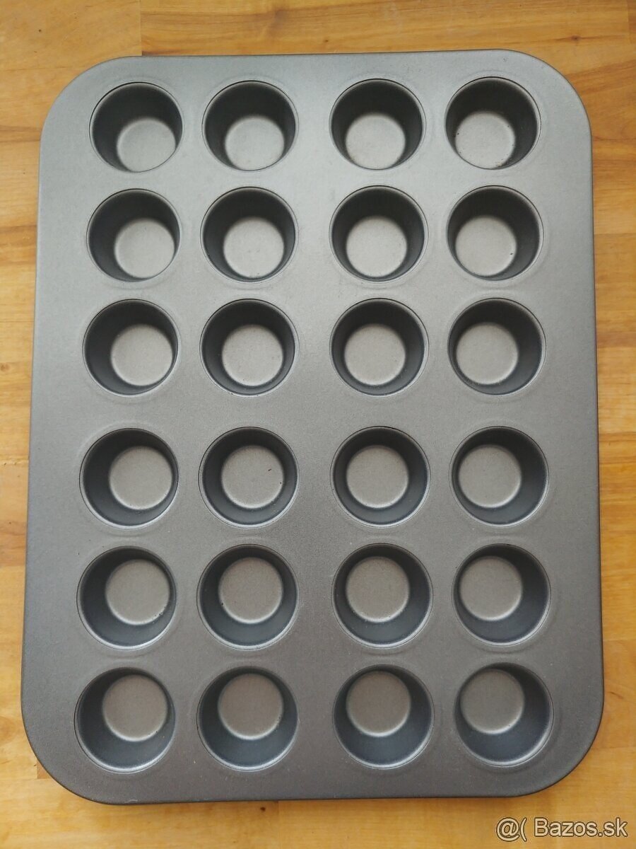 Neprilnava forma na male muffiny