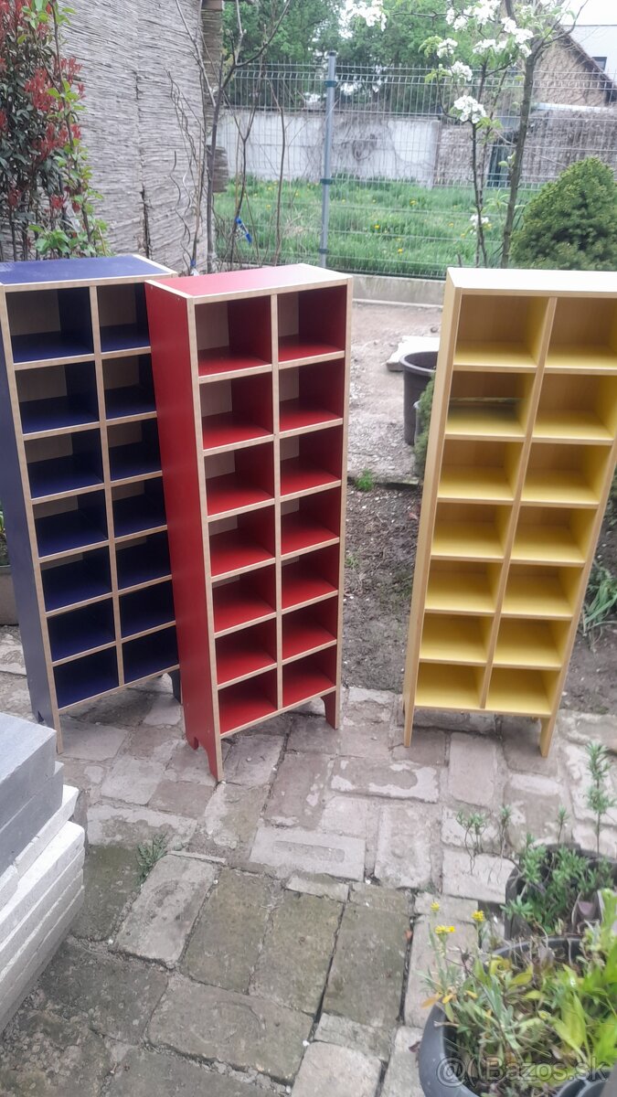 Ikea skrinky 40eur/kus alebo spolu 100eur