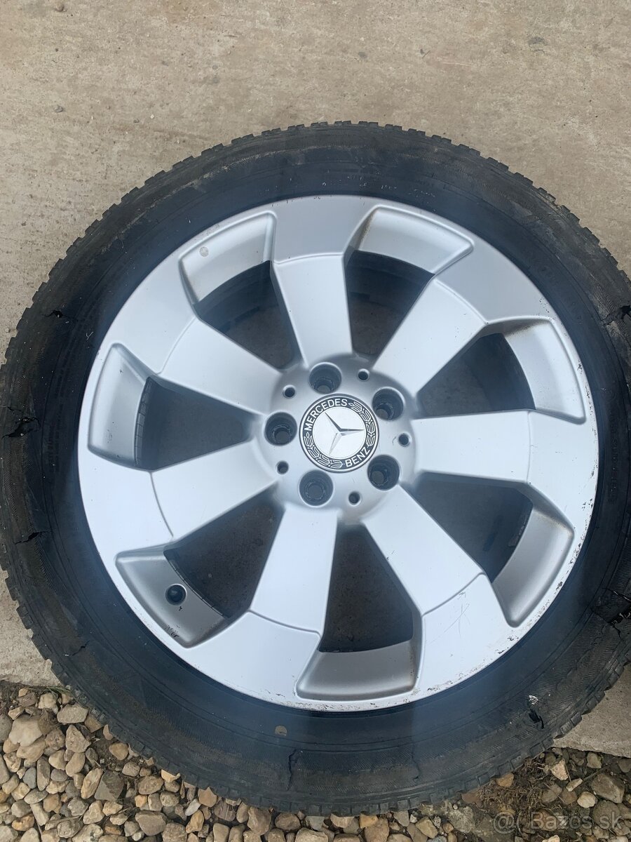 Zimné pneumatiky 235/55R18