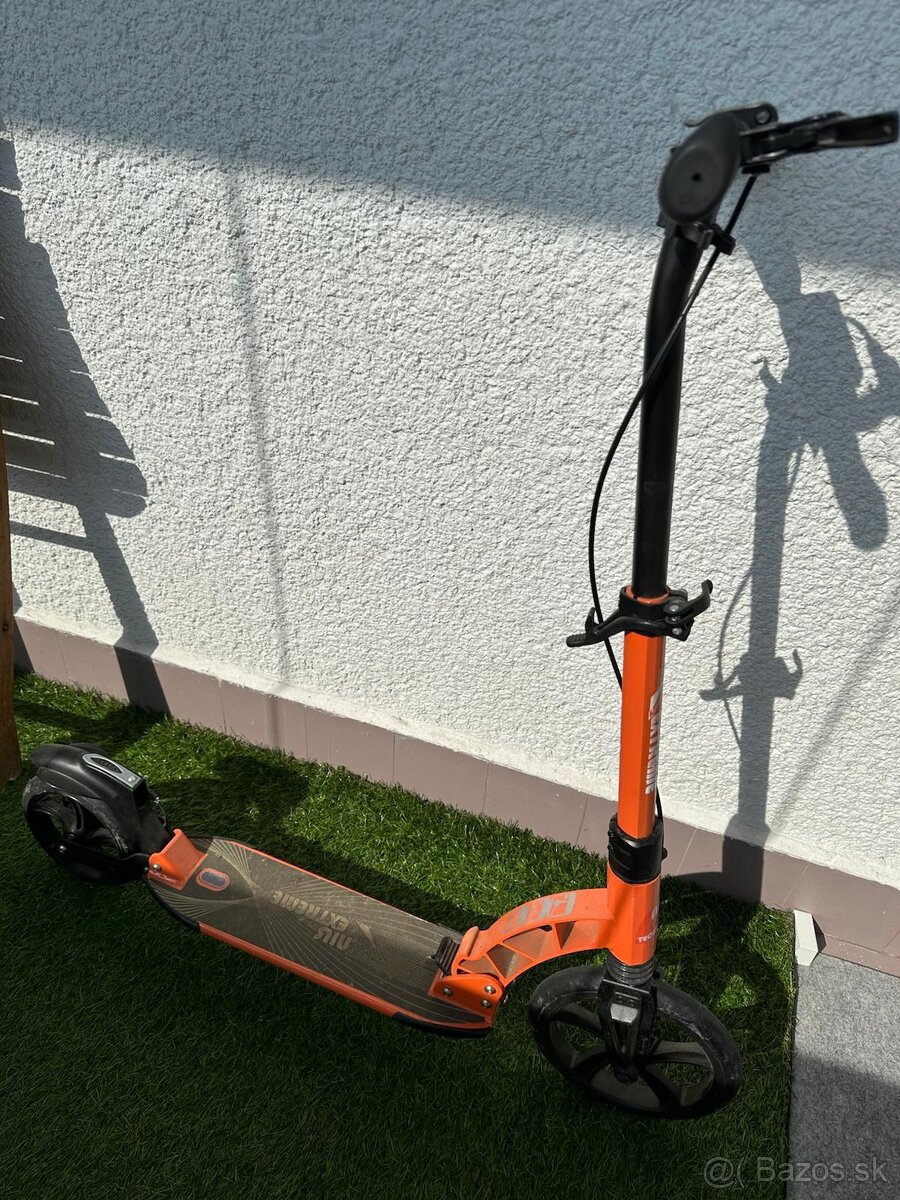 Kolobežka Nils Extreme