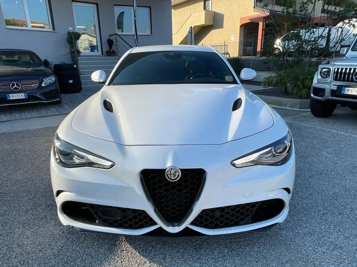 ✅Alfa Romeo Giulia 2.9 T V6 AT8 Quadrifoglio✅6500 KM✅