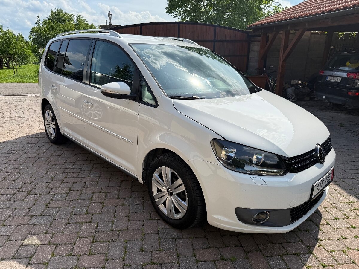 Volkswagen Touran 2,0 TDi Dsg 7miest