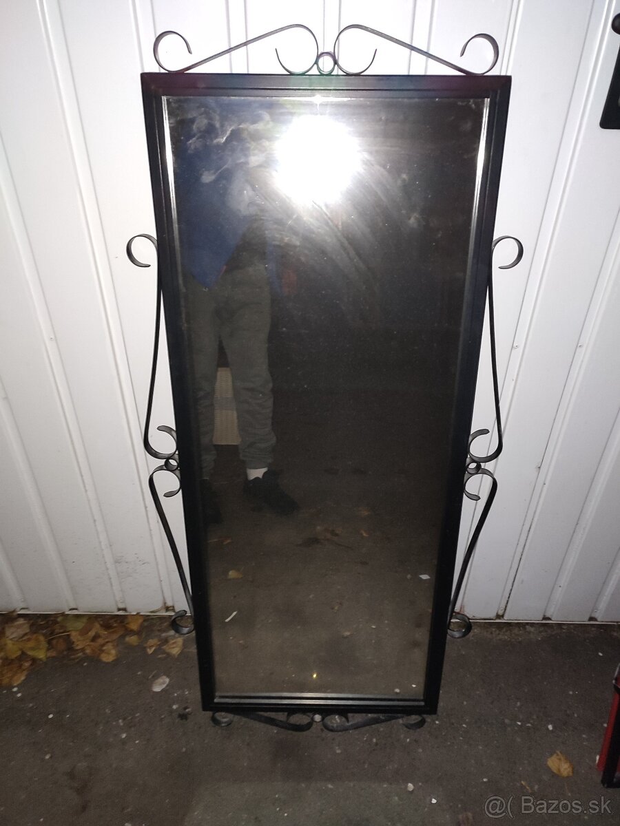 Vintage retro nábytok