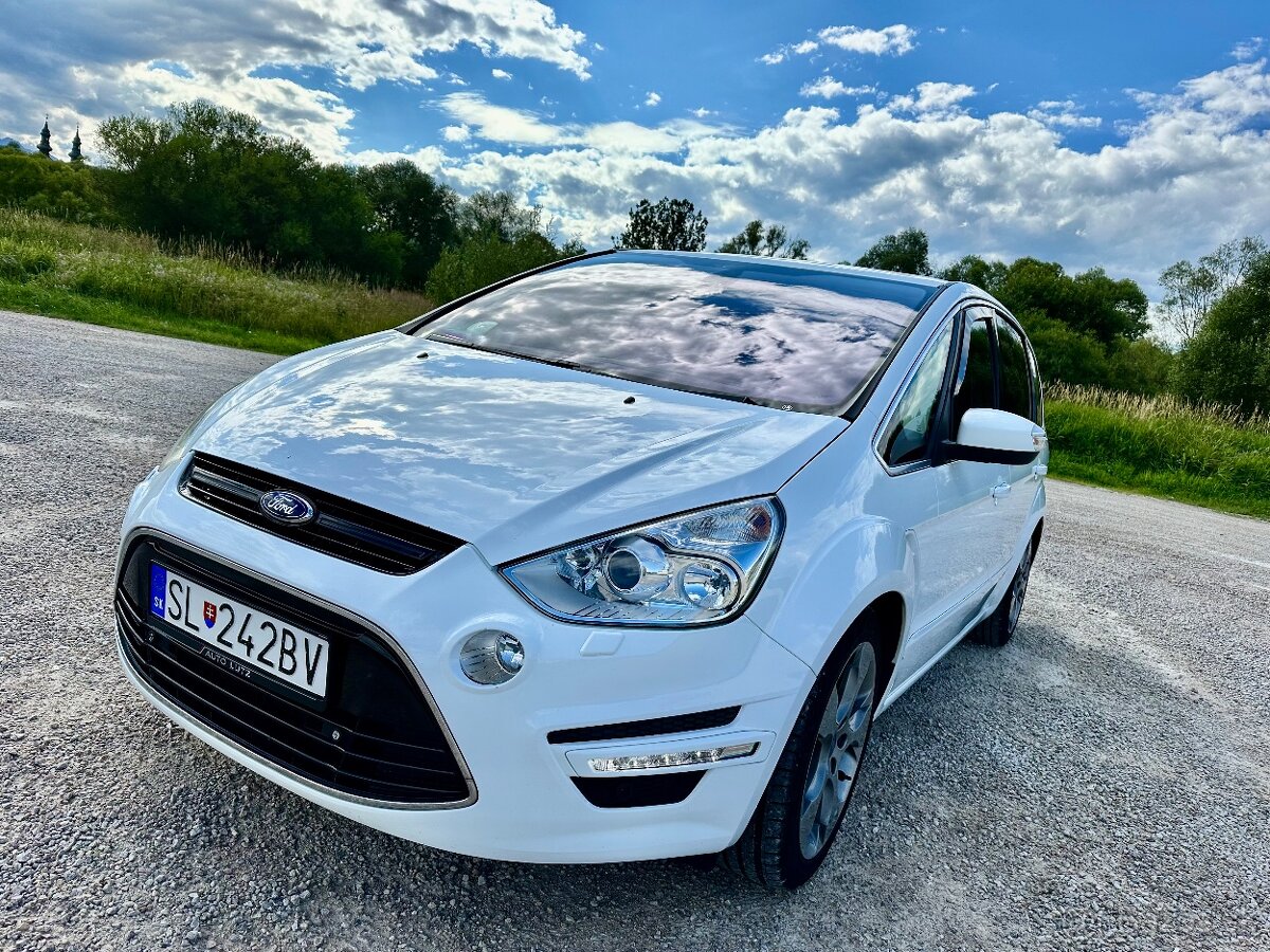 Priestranný Rodinný Ford S-MAX 2.0 TDCI