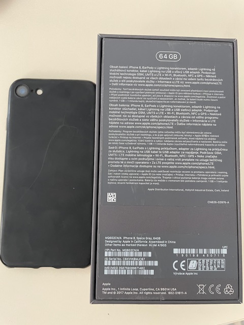 Predám iphone 8