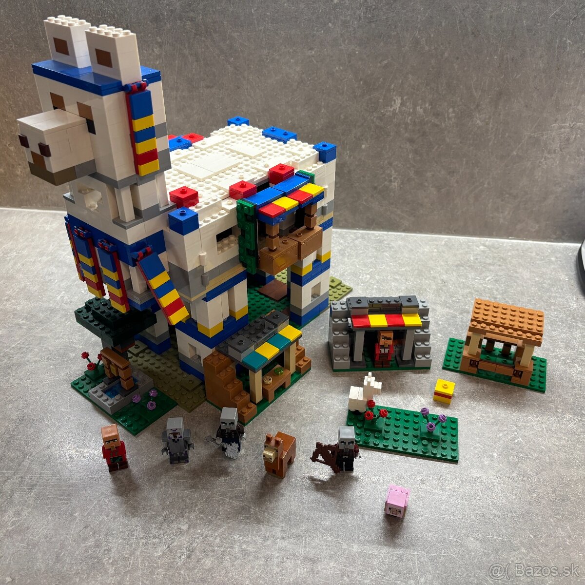 Lego 21188 Minecraft- Dedinka Lám