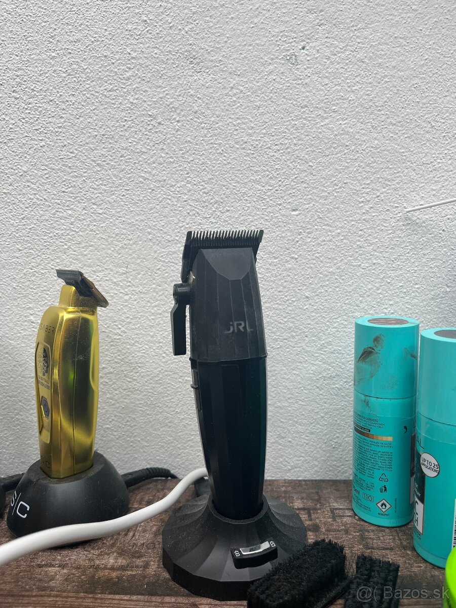 JRL Onyx Strihací strojček/Clipper