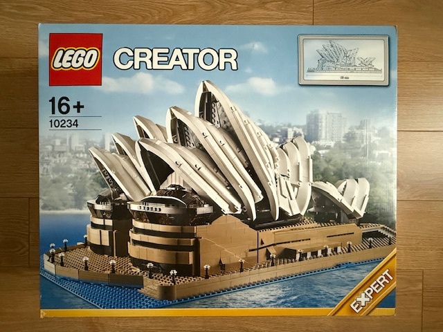 Predám LEGO CREATOR EXPERT 10234 Opera Sydney